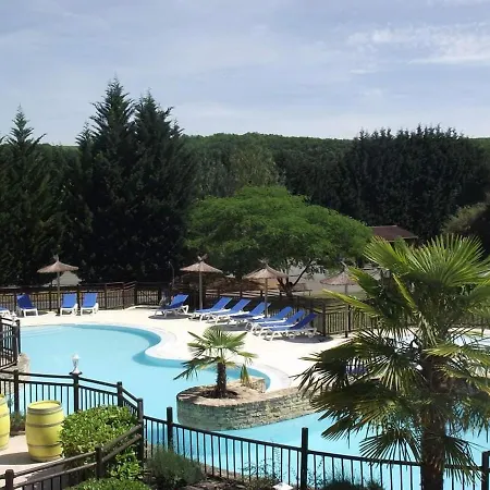 Campsite Domaine De Guillalmes Fumel
